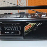 رادیو و ضبط سانیو و تعدادی واکمن