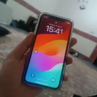اپل iPhone 11 با حافظهٔ ۱۲۸ گیگابایت