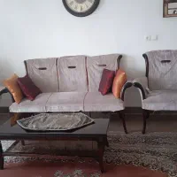 مبل هفت نفره کار کرده نیاز به تعمیر جزیی