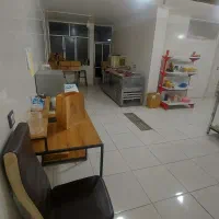 مغازه با آشپزخانه صنعتی|اجارهٔ مغازه و غرفه|زنجان, |دیوار