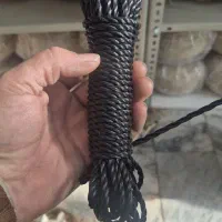 طناب ریسه لباس مشکی.