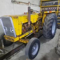 تراکتور ابرو برای حفاری چاه و تخریب کمپرسور دار