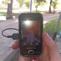 گوشی اندروید رم خور مینی core