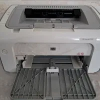پرینتر اچپی ۱۱۰۲ بسیار تمیز و کم کار