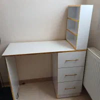 میز ناخن