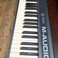 میدی کنترلر حرفه ای|پیانو، کیبورد، آکاردئون|رشت, گلسار|دیوار