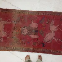 قالیچه دستبافت قدیمی تمام پشم|فرش|اصفهان, ارغوانیه|دیوار