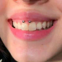 پیرسینگ و ناخن