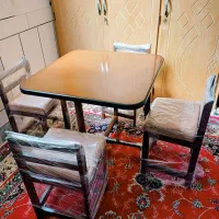میز و صندلی غذاخوری عسلی نو اصلا استفاده نشده