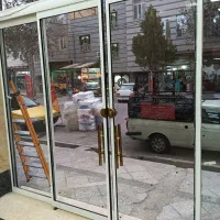 نصب و تهیه شیشه میرال|خدمات پیشه و مهارت|نسیم‌شهر, |دیوار