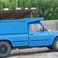 نیسان دوگانه کارخانه