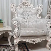 مبل سلطنتی در حد نو