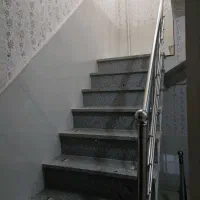 اجاره خانه دوطبقه و پارکینگ 70متری دراول نایسر