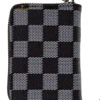 کیف مدارک کارتیم و فلش ک توی کیف گذاشتم