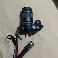 دوربین کنون R8