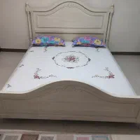 تخت خواب در حد نو