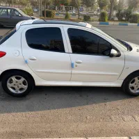 ۲۰۷ پانا سفید ۱۴۰۰