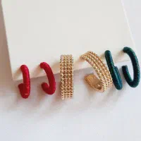 گوشواره نیم حلقه چند جفتی مدل چند رنگ