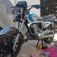 موتور سیکلت کویر زمورود