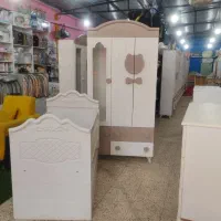 ست تخت نوزادی و کمد سه درب سیسمونی