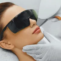 تخفیف ۵۰% لیزر موهای زائدملکشهر و مرداویج