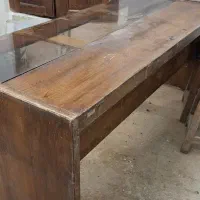 میز چوبی