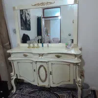 اینه وکنسول وساعت