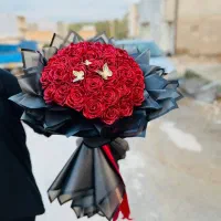 جاسوییچی دسته گل روبانی لاله گل رز باکس پول ربانی