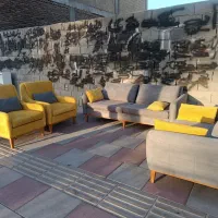 مبل راحتی در حد نو