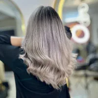 آموزش رنگ و لایت