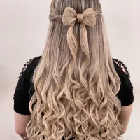 نفر خانوم برای سالن زیبایی