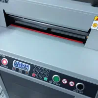 دستگاه برش برقی تمام اتومات کاتر کاغذ گیوتین کتاب