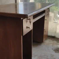 میز کامپیوتر یا اداری و یا پذیرش