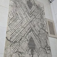 فروش فوری تخت دو نفره و فرش|مبلمان خانگی و میز عسلی|اصفهان, شاه پسند|دیوار