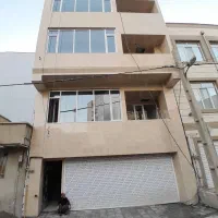 واحد۹۵ متری کلید نخورده میدان انقلاب بهترین موقعیت