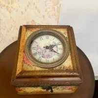 ساعت آنتیک‌ قدیمی تمام چوب جعبه و آینه دار|ساعت دیواری و تزئینی|تبریز, |دیوار