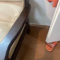 مبل سه نفره چوب گردو|مبلمان خانگی و میز عسلی|شیراز, ریشمک|دیوار