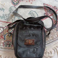 کیف گردنی هست سالم به شرط فوری با تخفیف