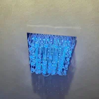 لوستر بدنه برنز شش شاخه و یک جفت لوستر سقفی|لوستر و چراغ آویز|اهواز, شهرک نفت|دیوار