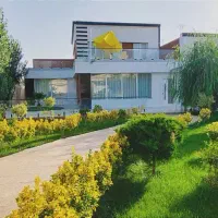 اجاره-روزانه-عمارت-2استخره-با-جکوزی