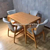 اِلیا میز ناهارخوری نیلاژ خریدلاکچری ازدرب کارخانه