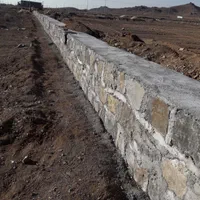 اجرای سنگ فرش وسنگ چینی زیر فنداسیون ودیوار