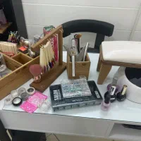 وسایل کاشت ناخون در حد نو|آرایشی، بهداشتی، درمانی|قرچک, مهدیه|دیوار