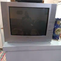 تلویزیون نو همراه با دستگاه دیجیتال