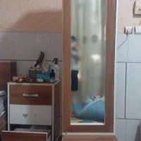 با سلام اینه قدی وباور سه کشابه در حد نو.|جاکفشی، کمد، دراور|اهواز, ۳۰ متری|دیوار