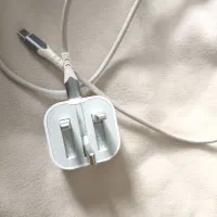 شارژر ایفون 20wاصلی در حد نو