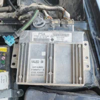 سیم‌کشی والو همراه با کامپیوتر والو به فروش میرسد