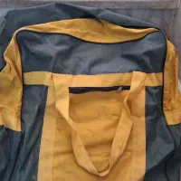 ۱عددچمدان  چرخ دار  برزنتی