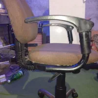 صندلی چرخدار همراه با جک بالا بر
