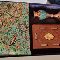 هدیه اداری قرآن ترمه و گلدان